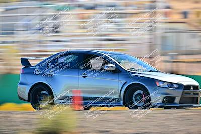 media/Oct-18-2025-Extreme Speed (Sat) [[d6d7e1fef1]]/Group 3 Purple/Session 3 (Turn 1)/